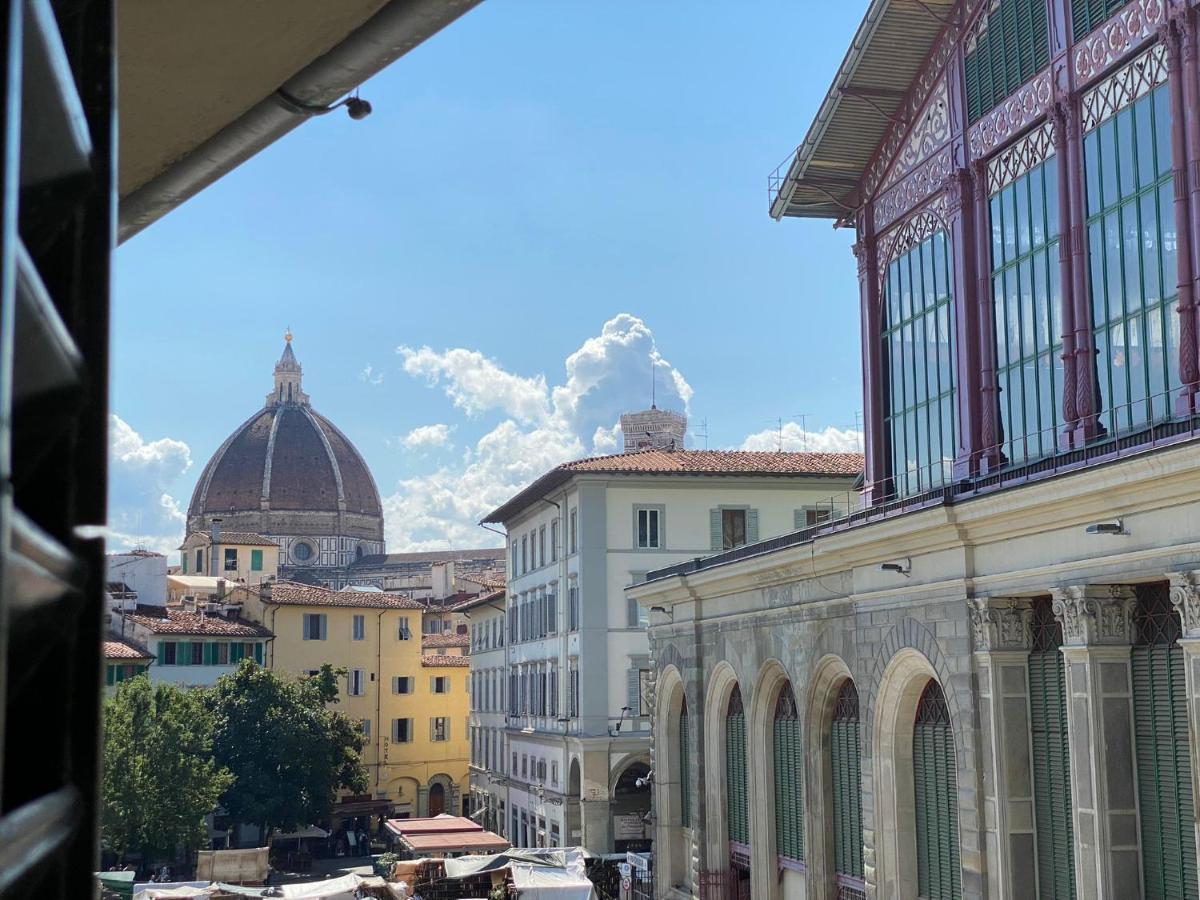Overlooking's Duomo In Mercato Centrale Apartamento Florencia